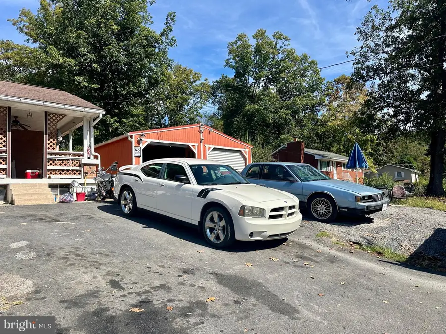 11806 Bayberry Ave, Cumberland, MD 21502 - Image #2