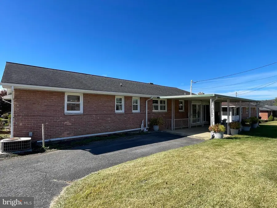 1430 Magnolia Ct, Cumberland, MD 21502 - Image #2