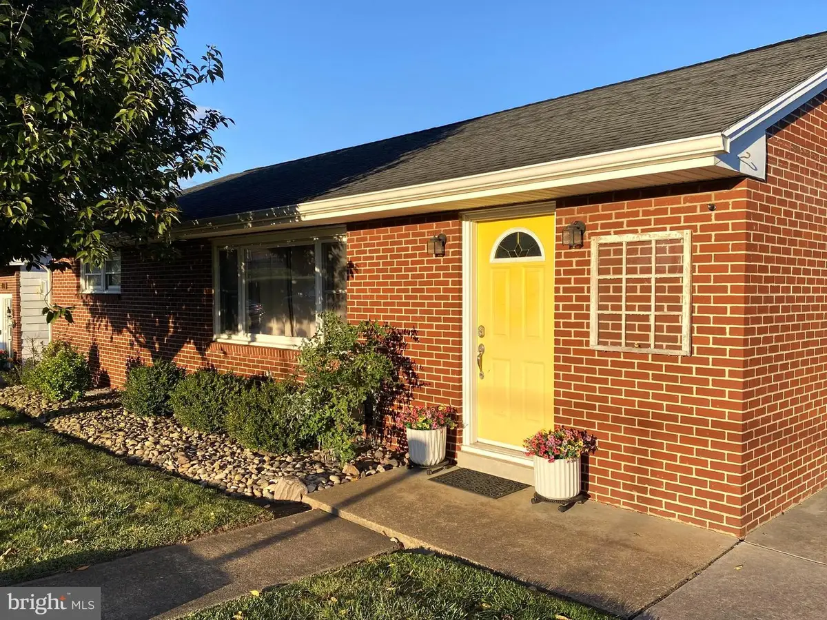 712 Avondale Ave, Cumberland, MD 21502 - #1