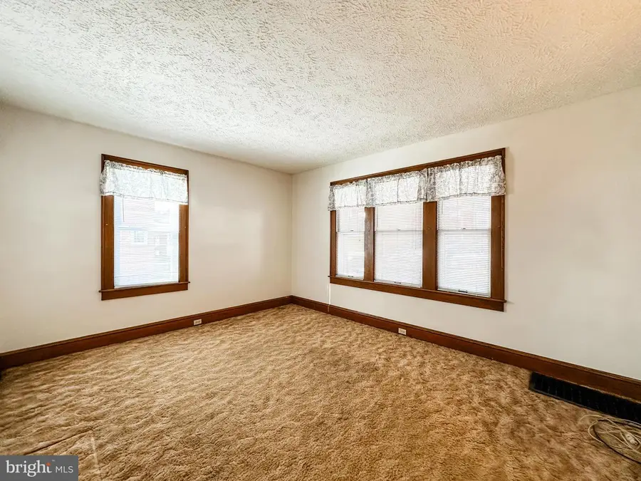 713 Lincoln St, Cumberland, MD 21502 - #3