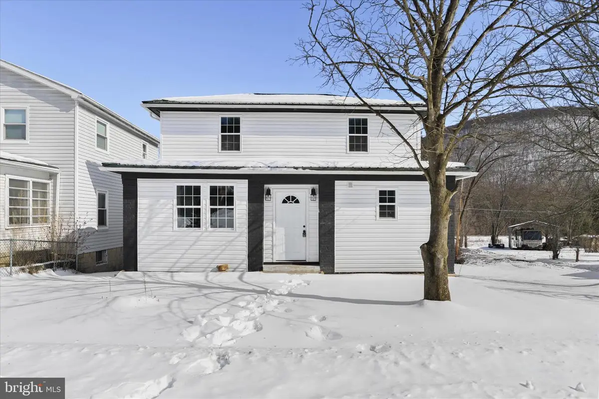 12702 Bowling St, Cumberland, MD 21502 - #1