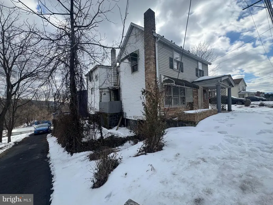 613 Williams St, Cumberland, MD 21502 - #2