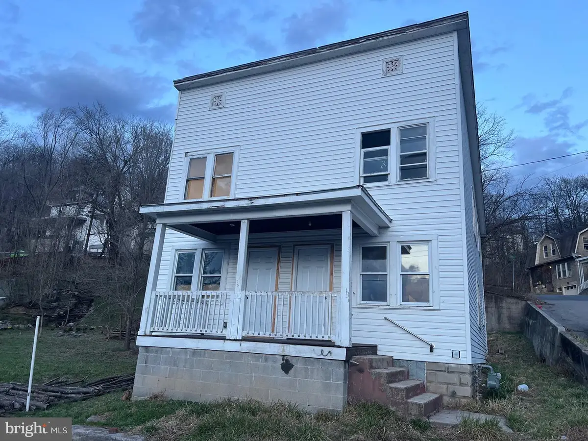 530/532 Woodside Ave, Cumberland, MD 21502 - #1