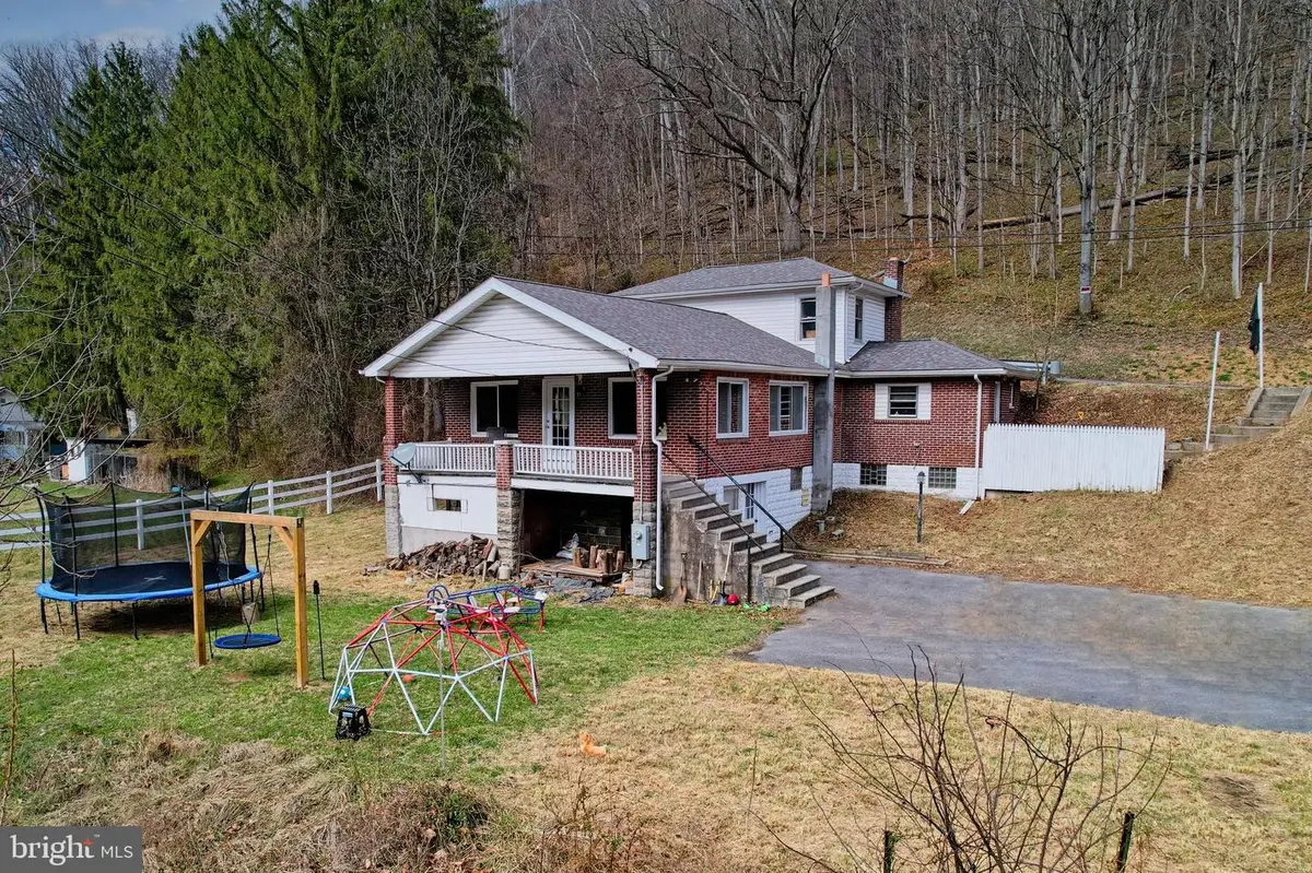 11305 Old Mount Pleasant Rd Ne, Cumberland, MD 21502 - #1