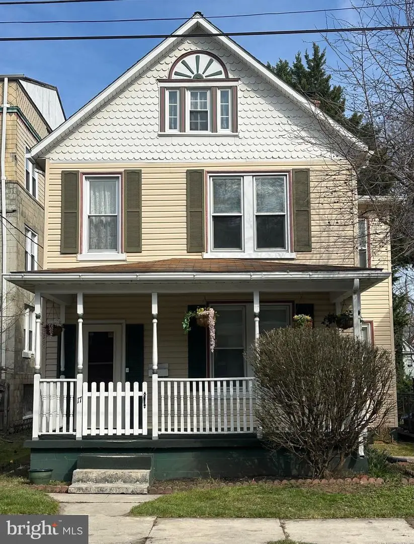 17 N Chase St, Cumberland, MD 21502 - #1