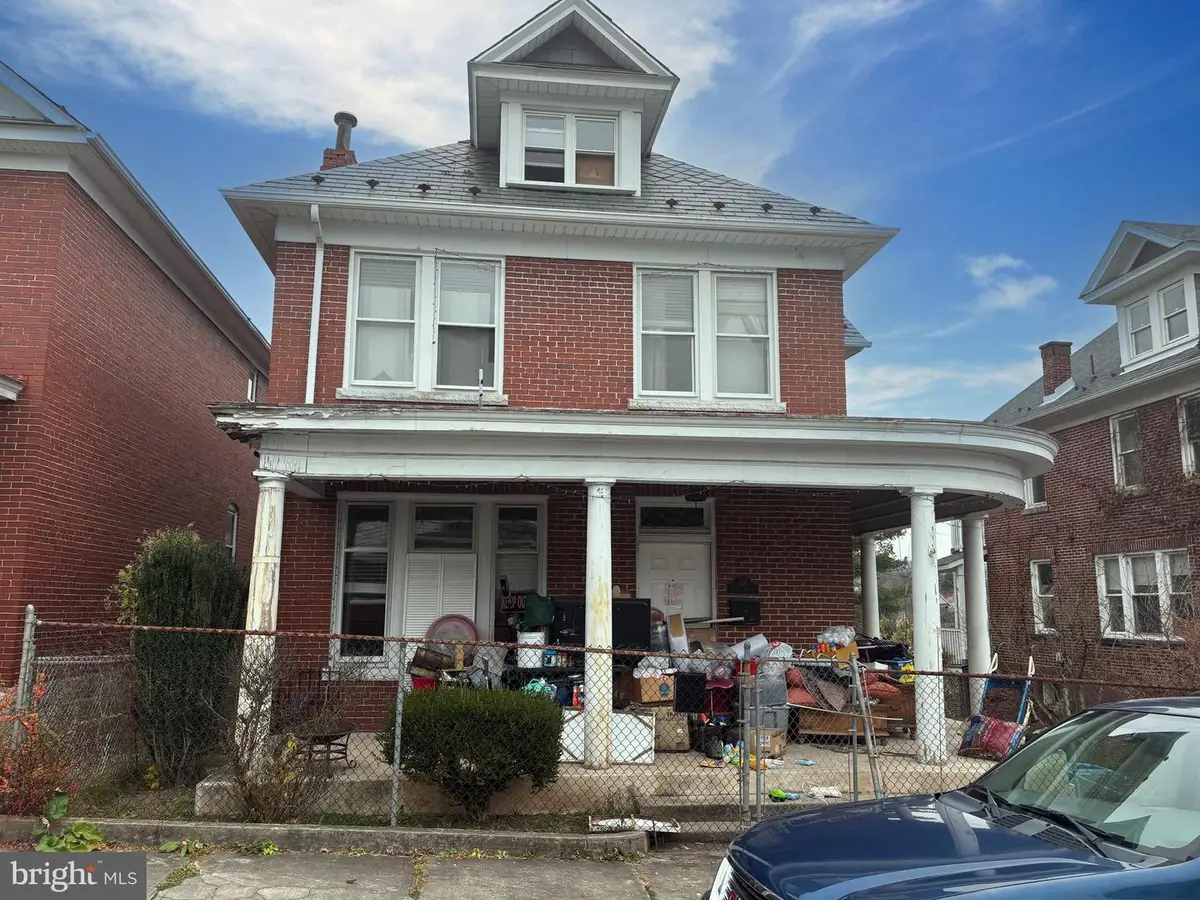 411 Pulaski St, Cumberland, MD 21502 - #1