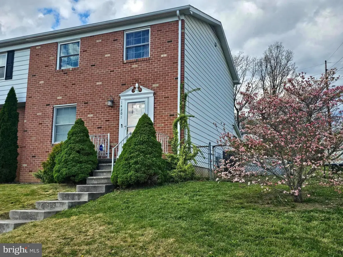 14201 Louise Dr Sw, Cresaptown, MD 21502 - #1