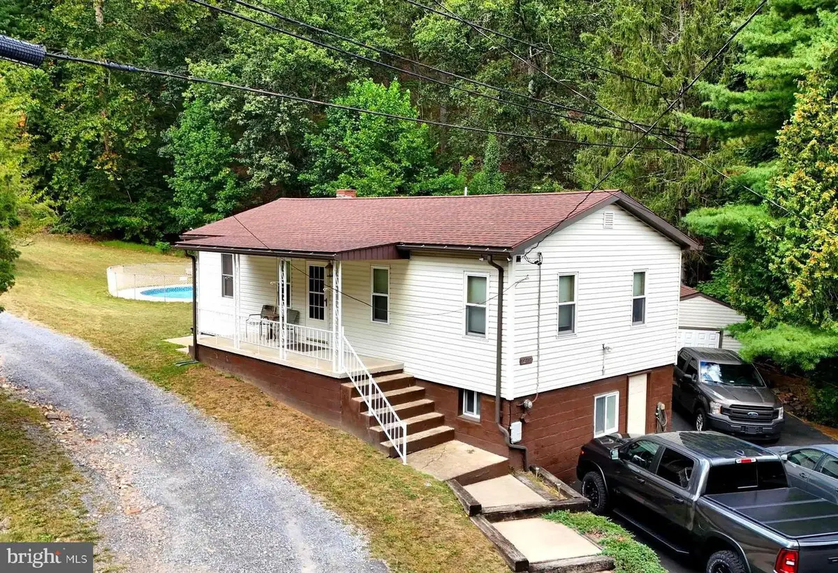 12717 N Cresap St, Cumberland, MD 21502 - #1