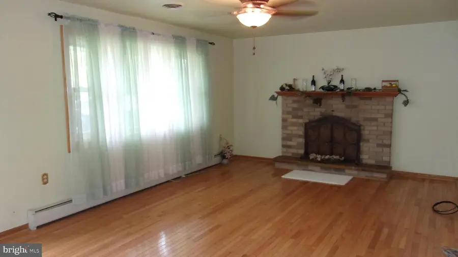 223 Armstrong Ave, Frostburg, MD 21532 - #3