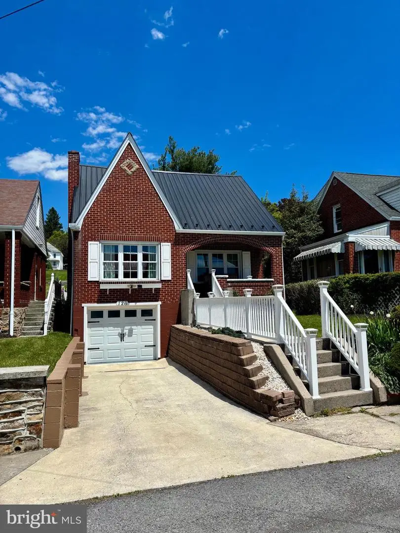 126 Washington St, Frostburg, MD 21532 - #1