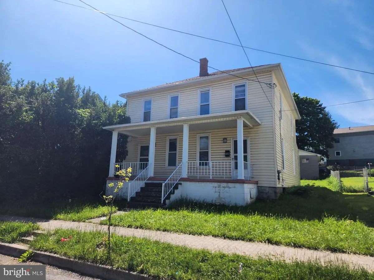 135-137 Center St, Frostburg, MD 21532 - #1