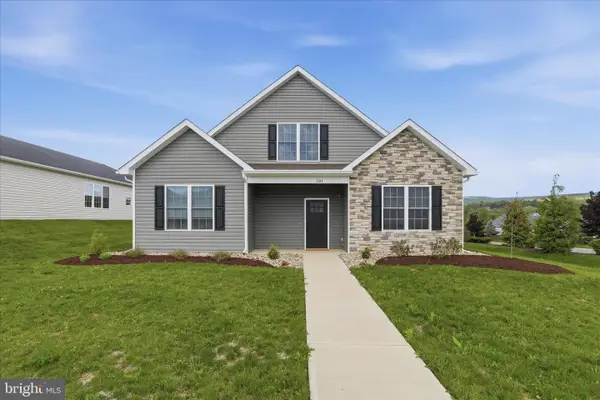 201 Moonlight Dr, FROSTBURG, MD 21532