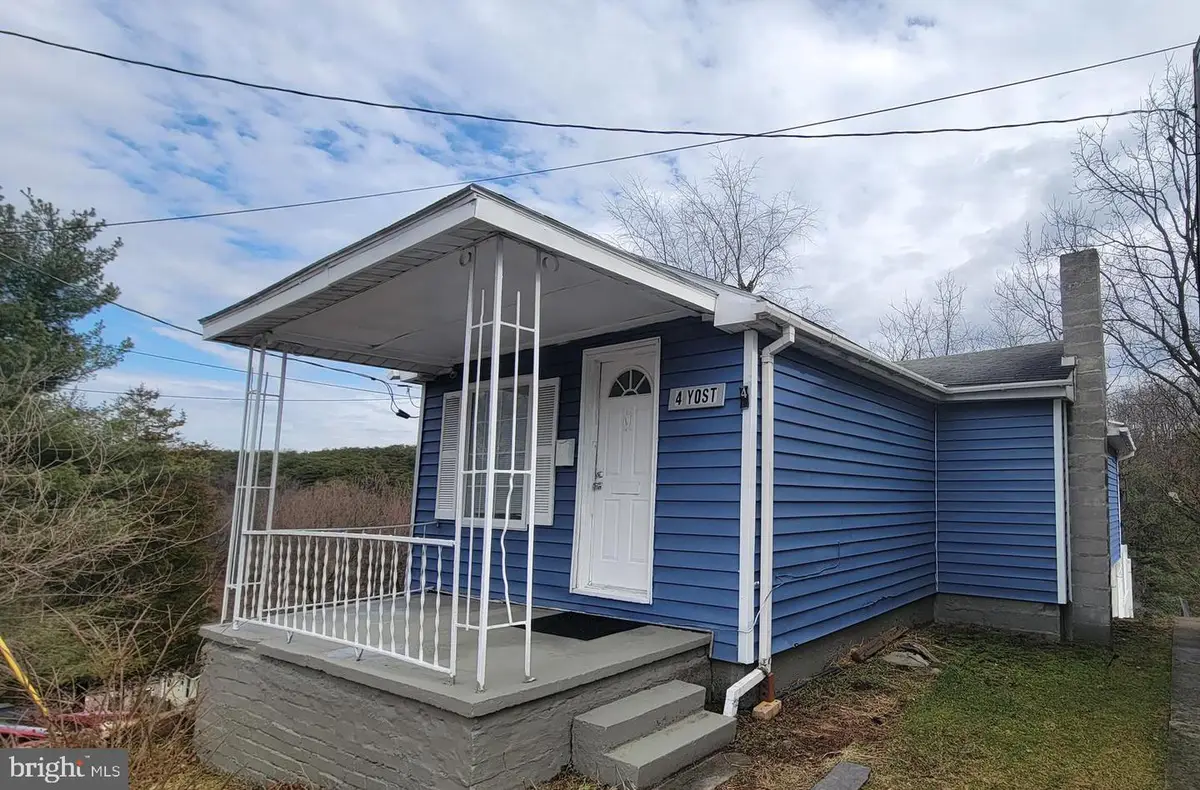 4 Yost Ave, Cumberland, MD 21502 - #1