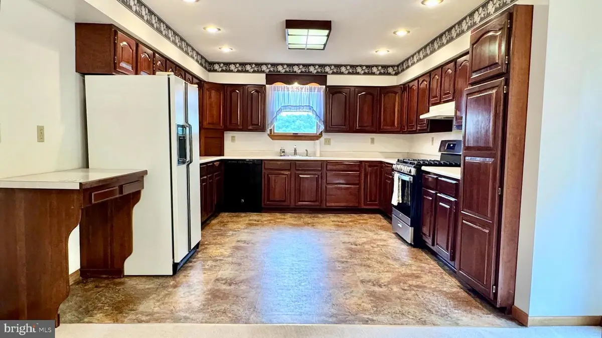 608 Wellington Ln, Cumberland, MD 21502 - #1