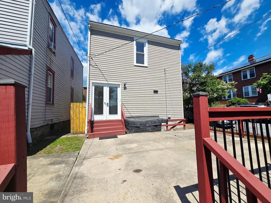 229 Carroll St, Cumberland, MD 21502 - #2