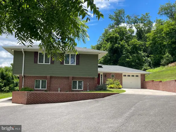820 Woodland Ave, LAVALE, MD 21502