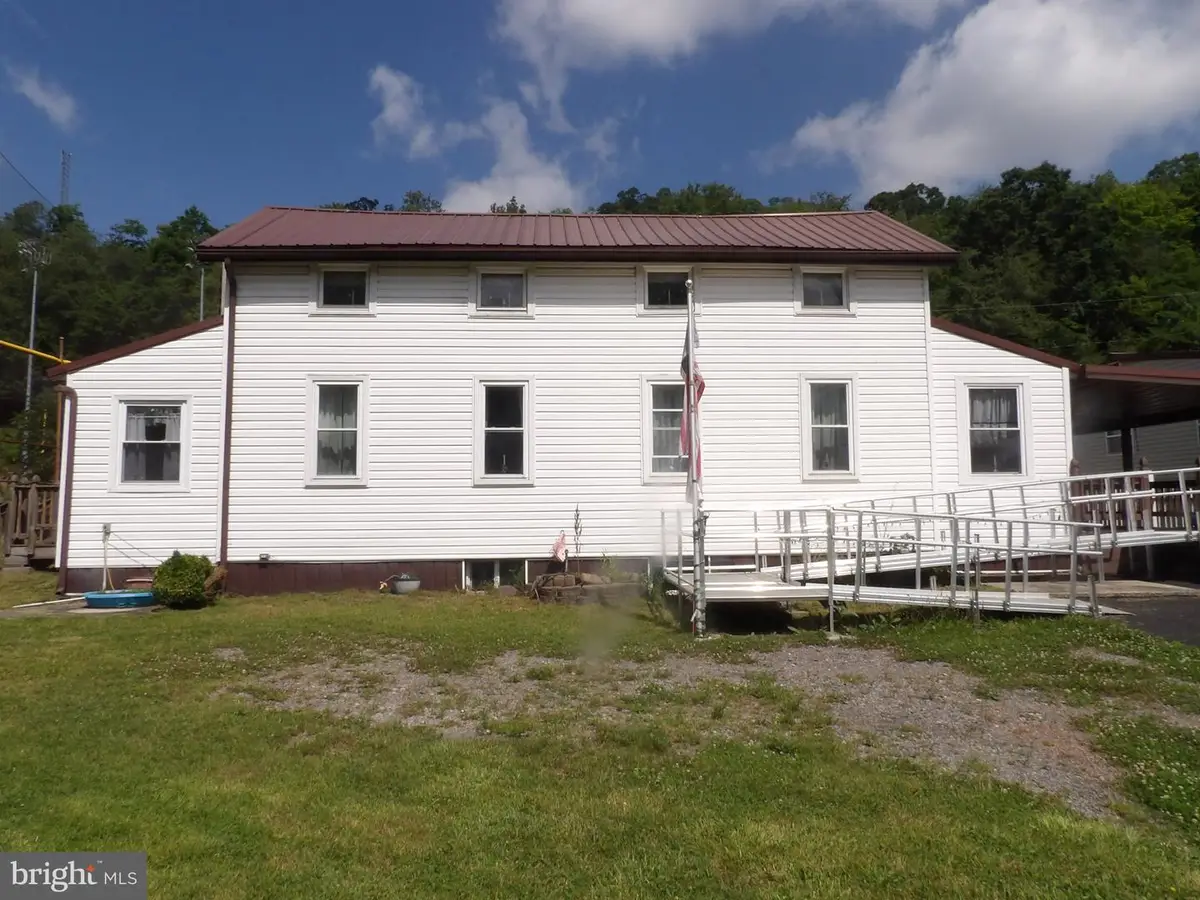 40 Detmold St, Lonaconing, MD 21539 - #1