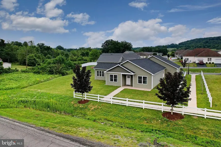 93 Candlewick Ct, Frostburg, MD 21532 - #2
