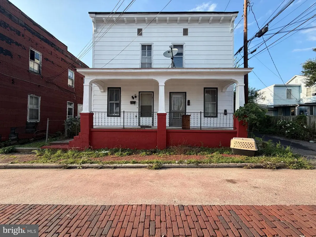 14 E Fourth St, Cumberland, MD 21502 - #1