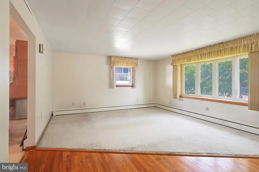 71 E Mechanic St, Frostburg, MD 21532 - #3