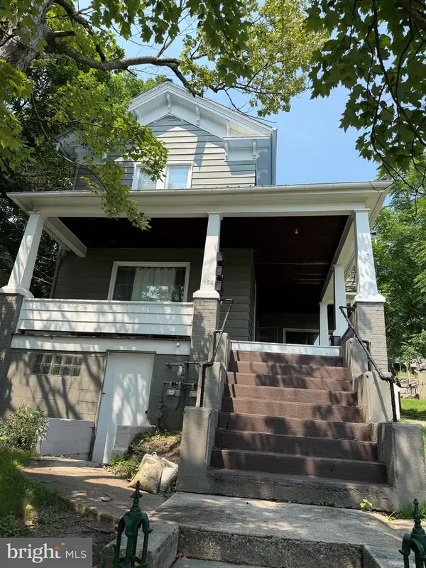 154 E Main St, FROSTBURG, MD 21532