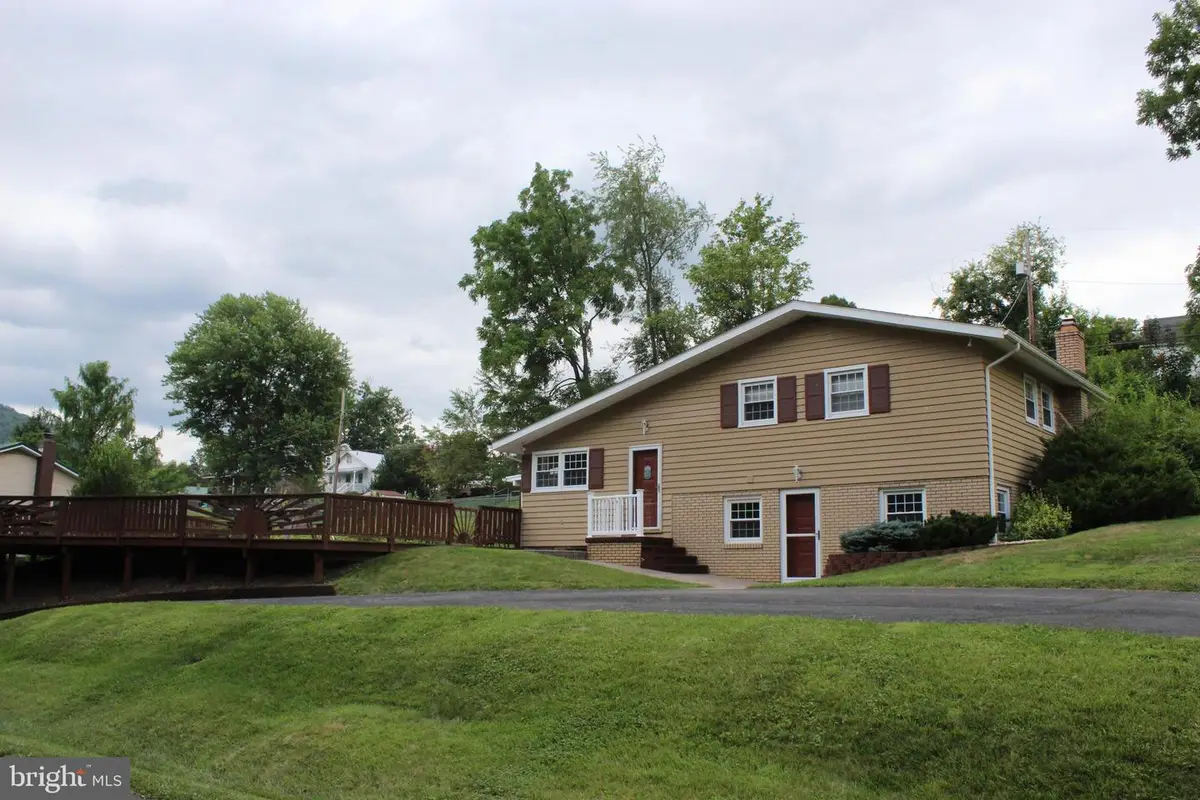 11909 Mulberry Ave, Cumberland, MD 21502 - #1