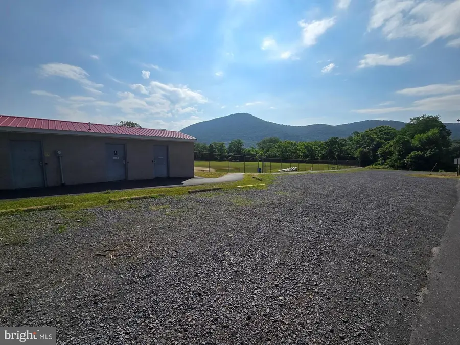 12706 Darrows Ave, Cresaptown, MD 21502 - #3