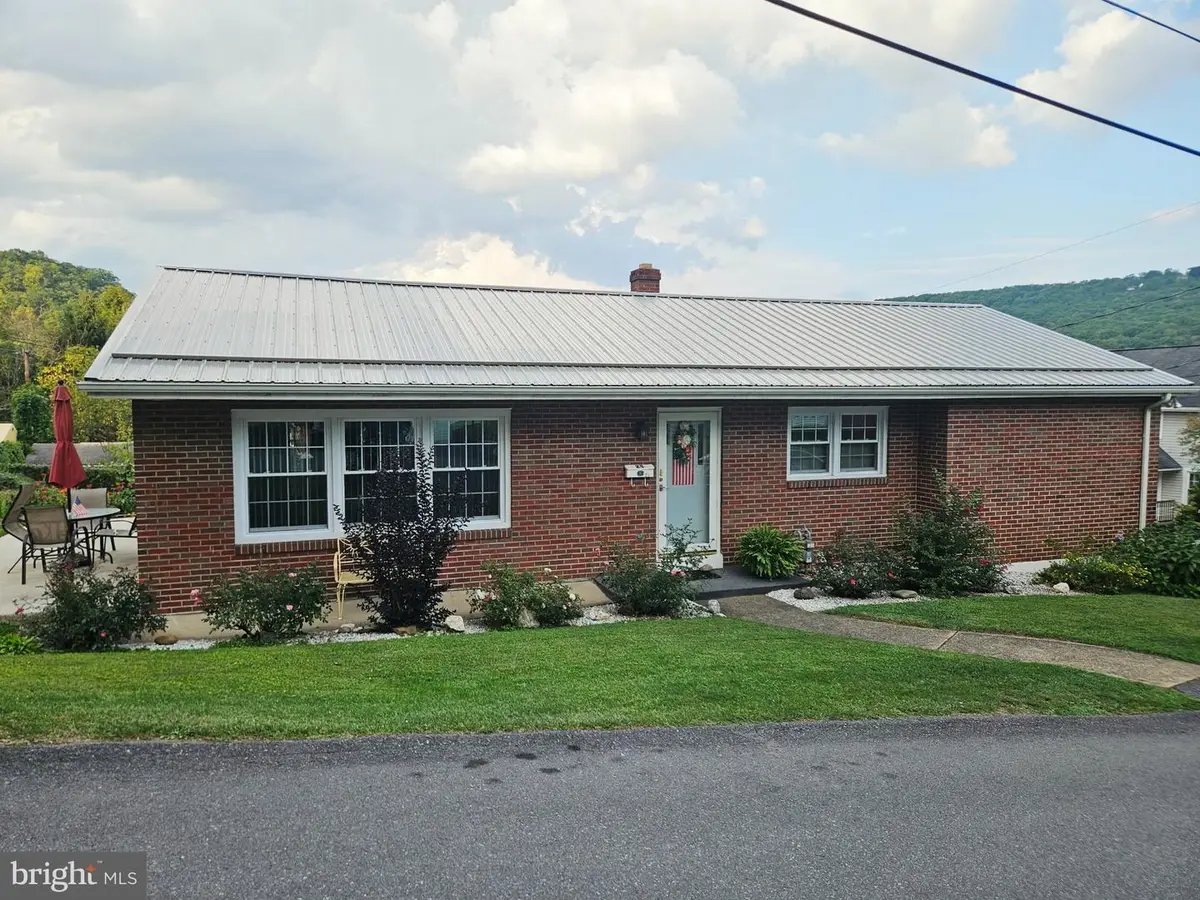 25 Ren Roy Dr, La Vale, MD 21502 - #1