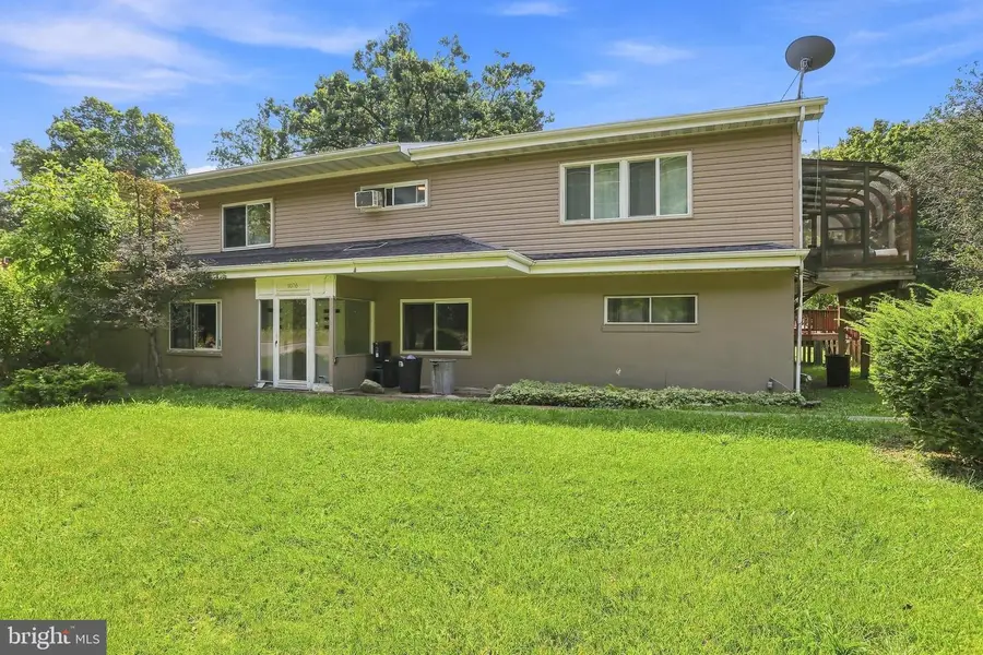 1076 Braddock Rd, Cumberland, MD 21502 - #2
