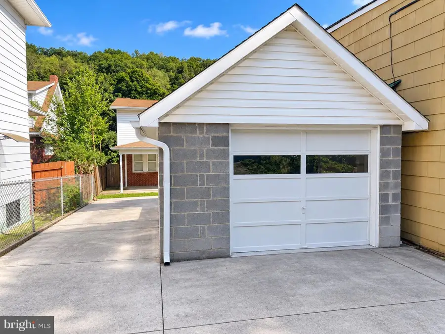 720 Frederick St, Cumberland, MD 21502 - #3