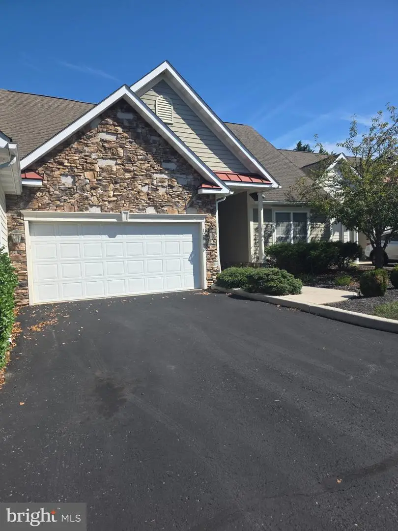 12617 Nicklaus Ct, Cumberland, MD 21502 - #1