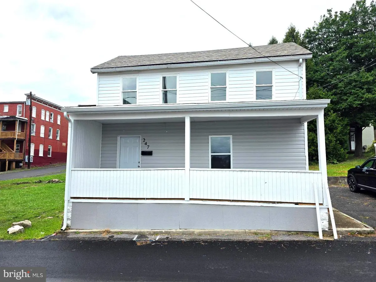 247 Bond St, Cumberland, MD 21502 - #1