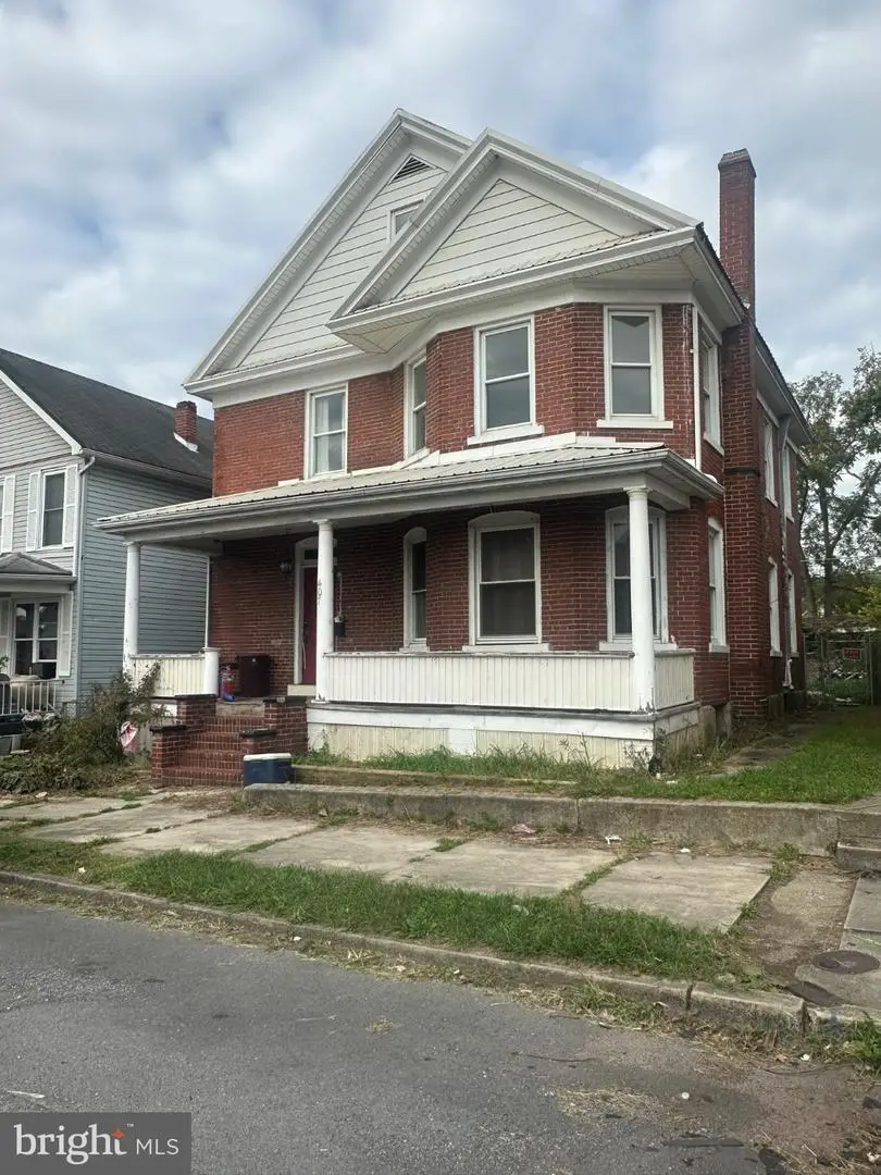 407 Race St, Cumberland, MD 21502 - #2