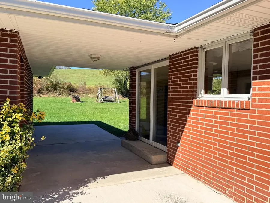 12117 Old Legislative Rd Sw, Midlothian, MD 21543 - #3