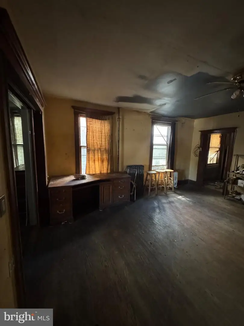 710 Maryland Ave, Cresaptown, MD 21502 - #3