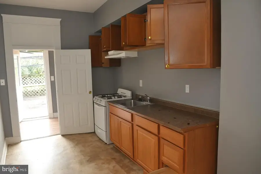 1658 E 25th St, Baltimore, MD 21213 - Image #2