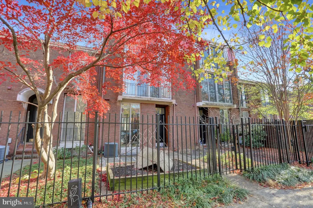 251 W Lafayette Ave, Baltimore, MD 21217 - Image #1