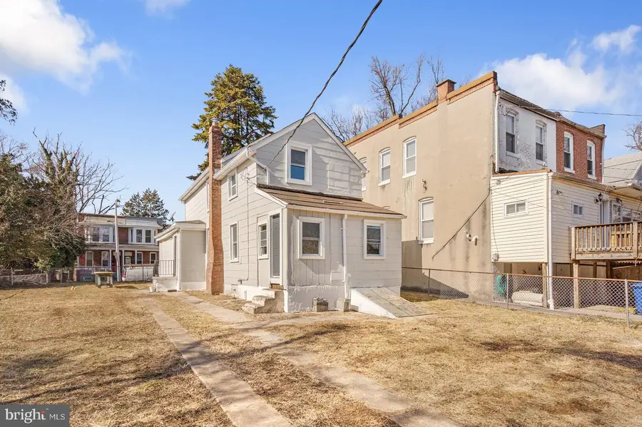 459 S Augusta Ave, Baltimore, MD 21229 - Image #3