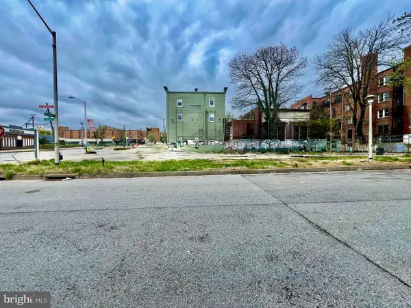 2100 Denison St, BALTIMORE, MD 21216