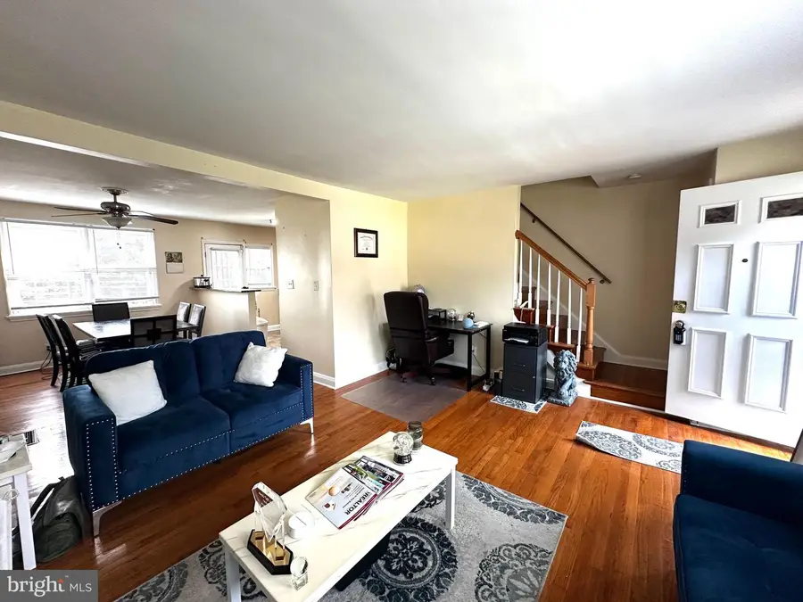 912 Evesham Ave, Baltimore, MD 21212 - Image #2