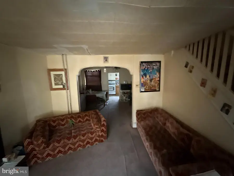 2853 W Mulberry St, Baltimore, MD 21223 - Image #2