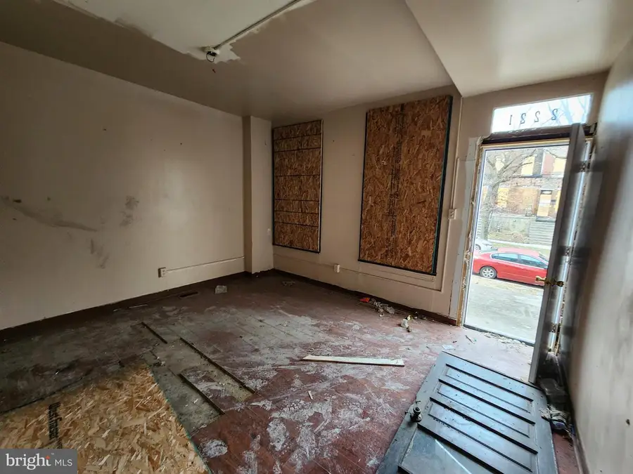 2221 Cedley St, Baltimore, MD 21230 - Image #2