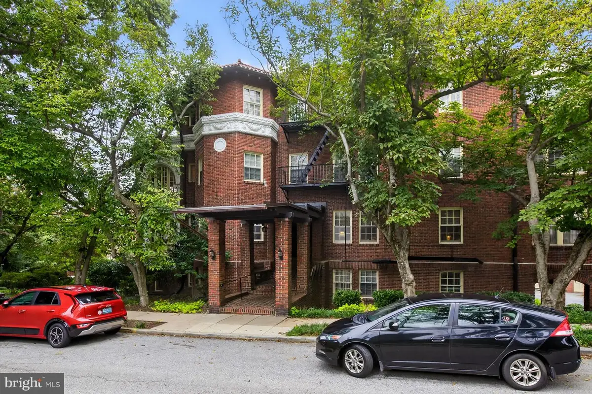 220 Stony Run Ln #b1, Baltimore, MD 21210 - Image #1