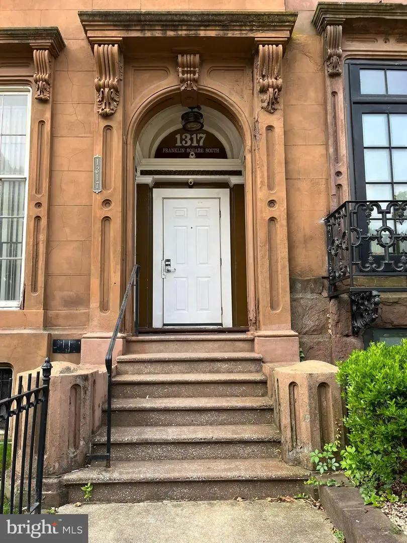 1317 W Fayette St #3b, Baltimore, MD 21223 - Image #2