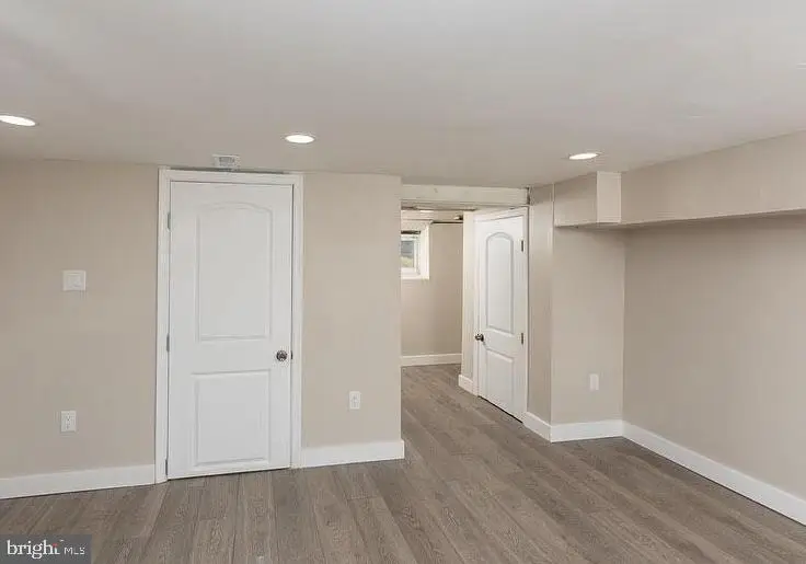 22 N Ellamont St, Baltimore, MD 21229 - Image #2