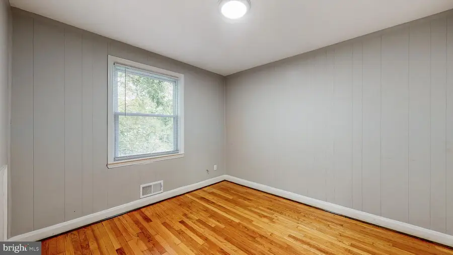 4441 Eldone Rd, Baltimore, MD 21229 - Image #3