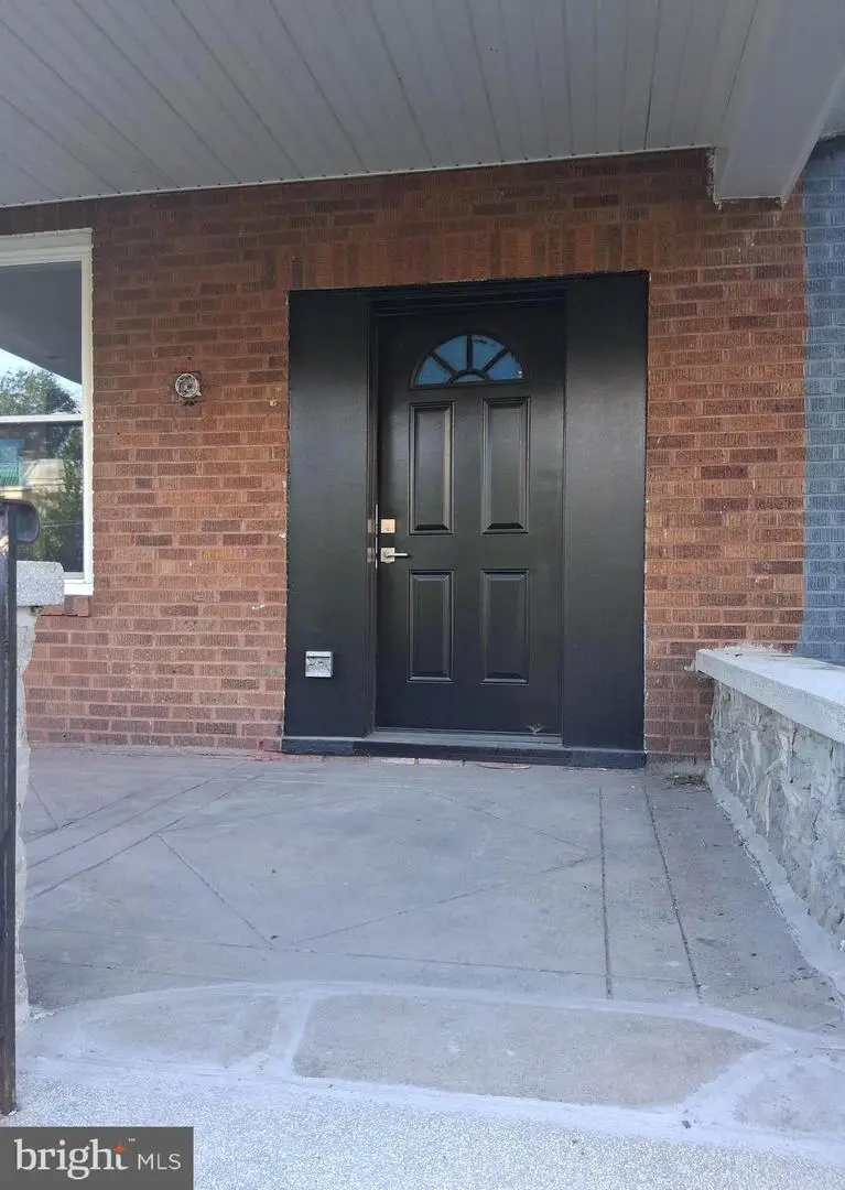 2926 Oakley Ave, Baltimore, MD 21215 - Image #2