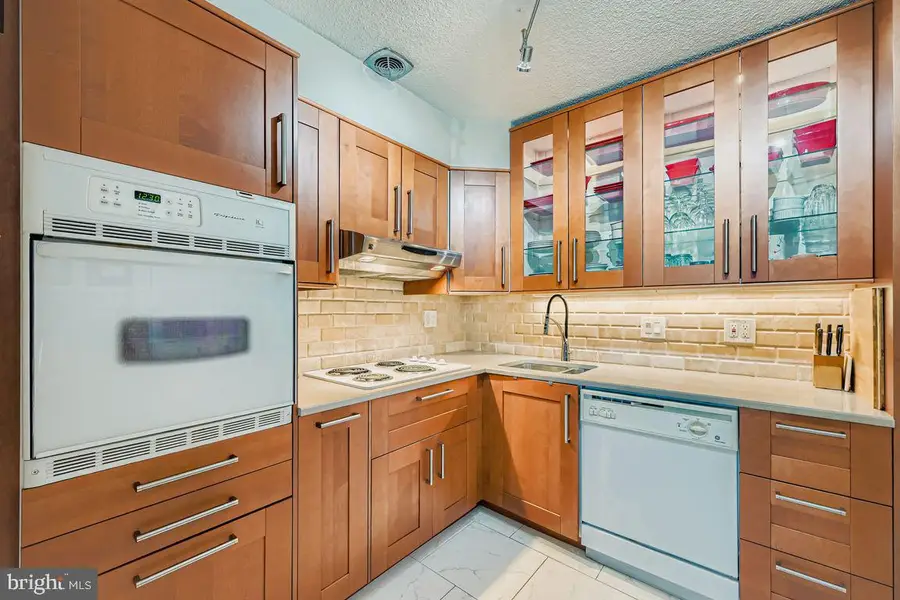 1101 Saint Paul St #1410, Baltimore, MD 21202 - Image #3