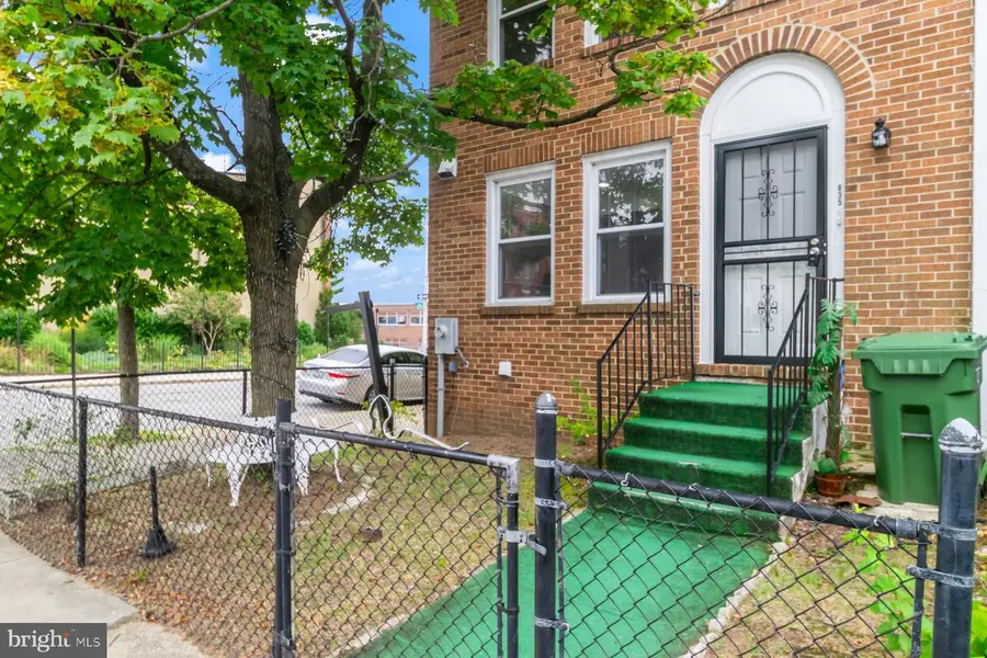 835 Showell Ct, Baltimore, MD 21202 - Image #2