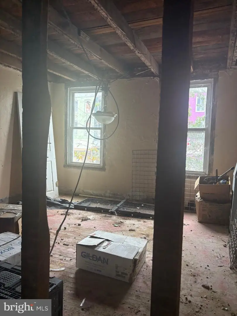 1933 W Pratt St, Baltimore, MD 21223 - Image #2